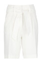 shorts-bermuda-en-lin-blanc-avec-ceinture