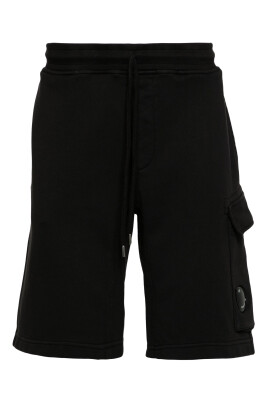 black-diagonal-sporty-shorts-with-lens-pocket