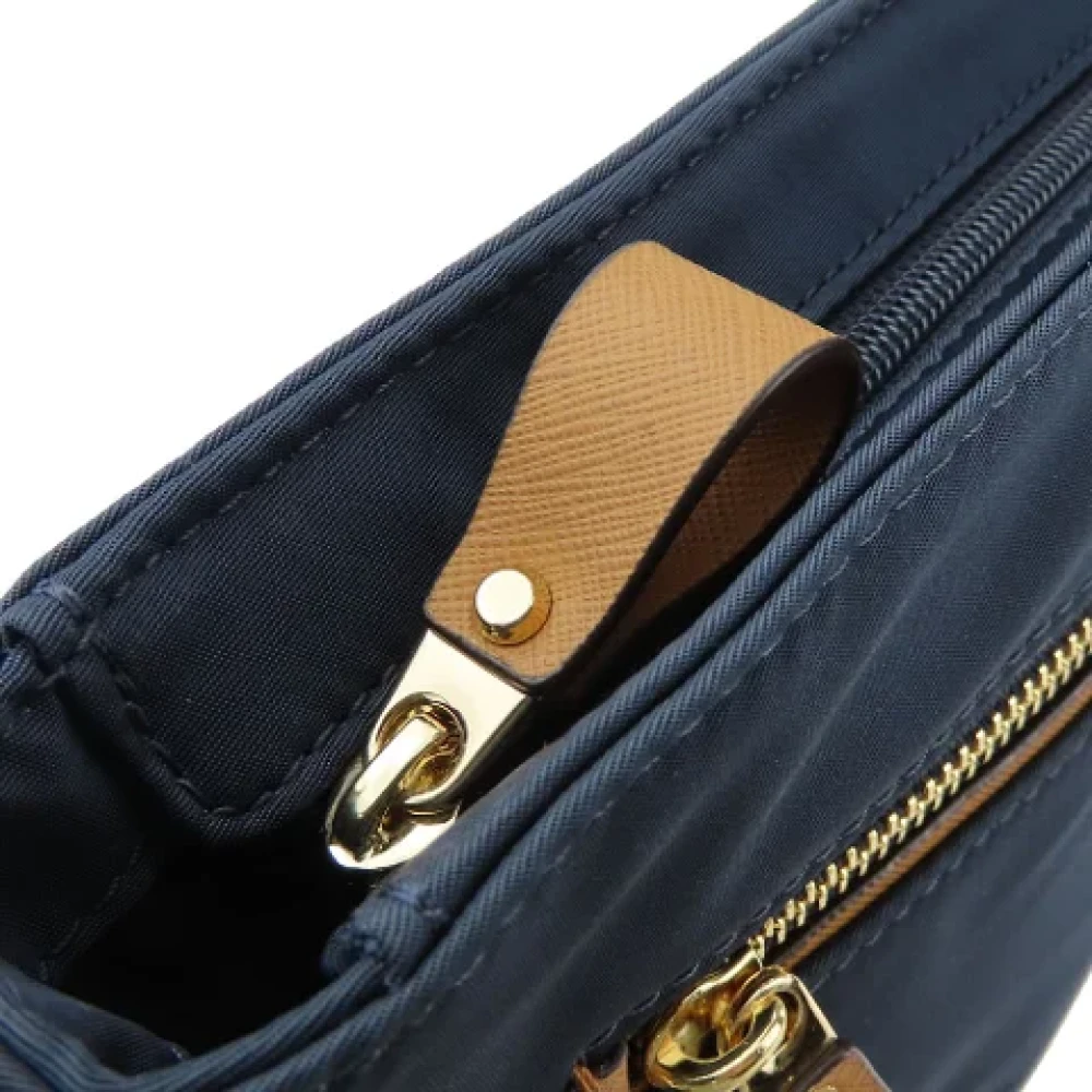 Michael Kors Pre-owned Canvas shoulder-bags Blue Dames