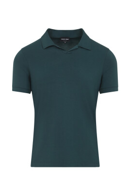 green-polo-shirt-stylish-collar