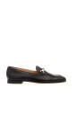 mocassin-en-cuir-noir-avec-boucle-metallique