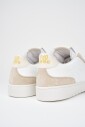witte-sneaker-wembley-stijl
