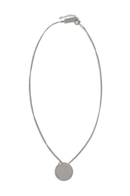 round-plaque-pendant-necklace