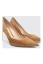escarpins-a-talons-aiguilles-et-bout-pointu-en-daim