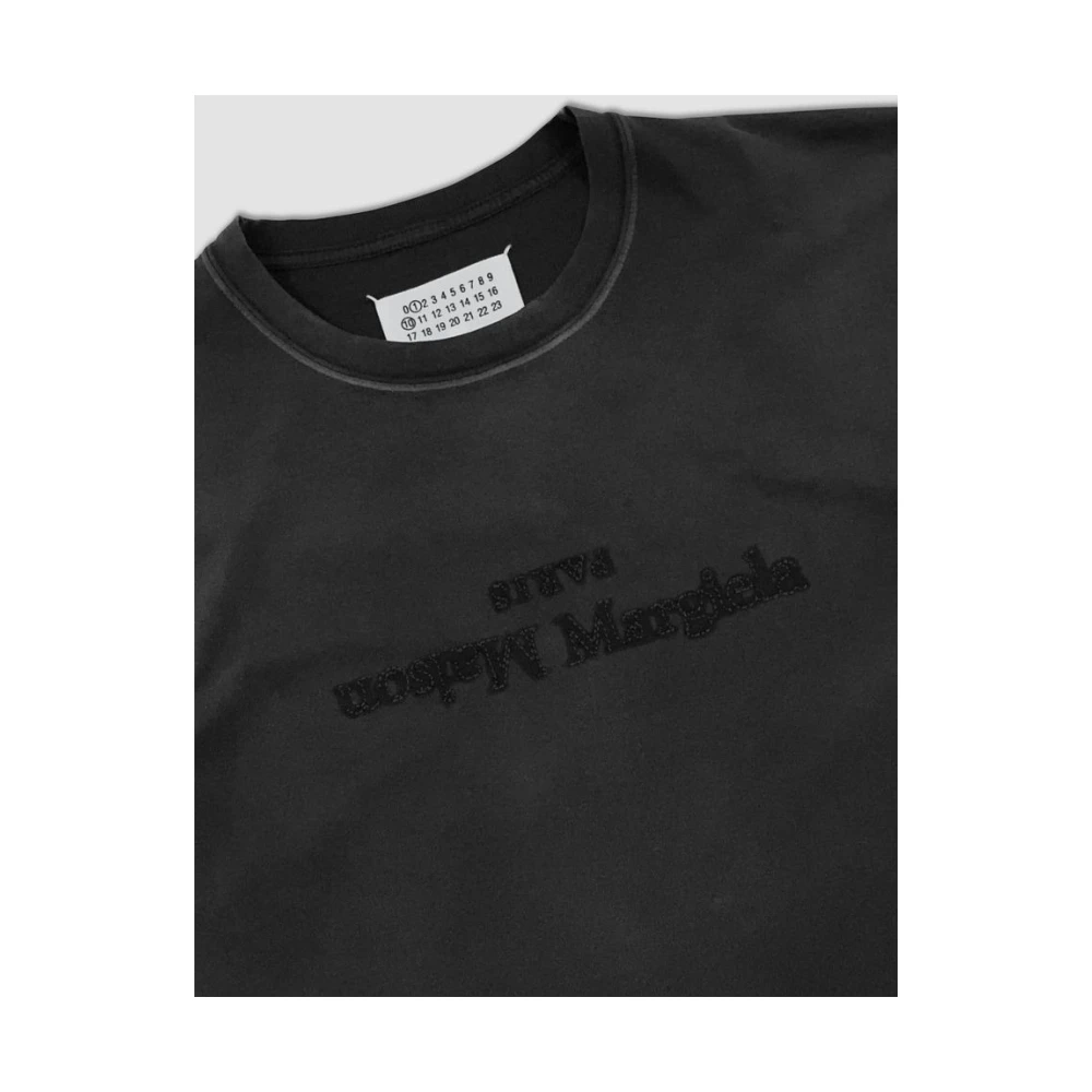 Maison Margiela Zwart T-shirt met omgekeerd logo Gray Dames