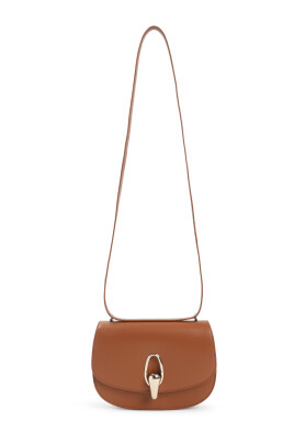 brown-shoulder-bag-elegant-style