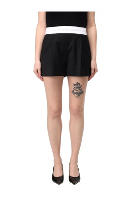 black-elastic-waistband-shorts