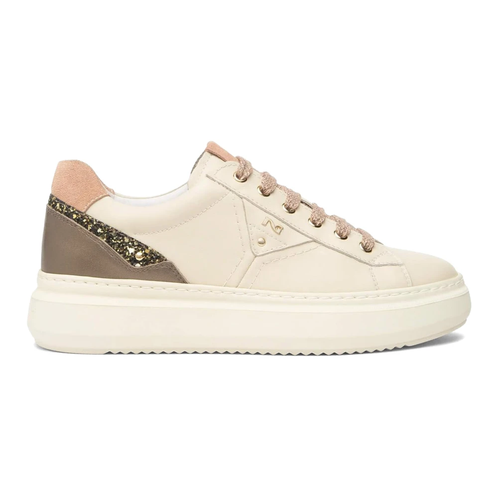 Nerogiardini Ivoor Sneakers met Italiaans vakmanschap Dames Schoenen Beige