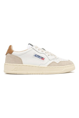 medaille-bas-blanc-sucre-brun