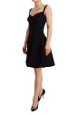 robe-noire-elegante-a-line