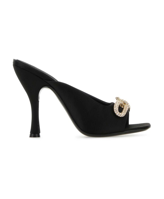 mules-en-satin-noir