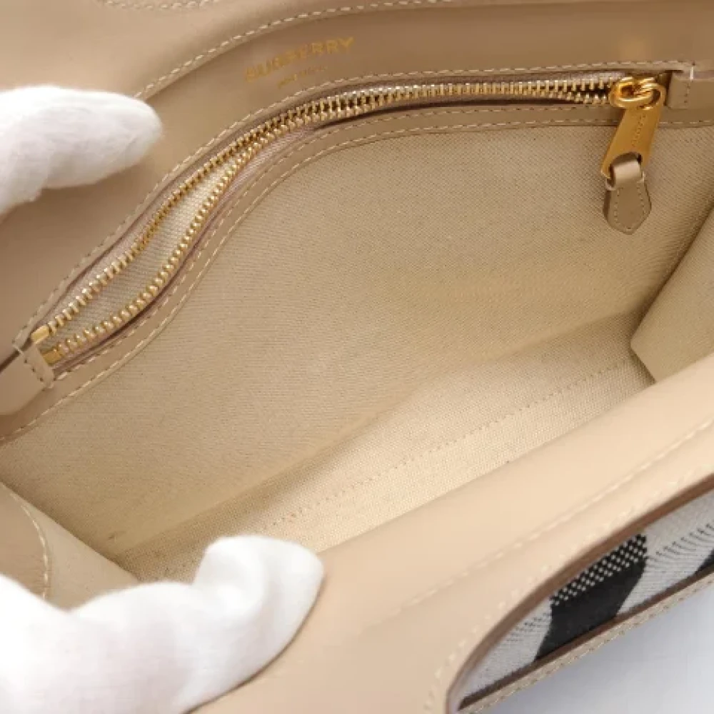 Burberry Vintage Pre-owned Canvas handbags Beige Dames