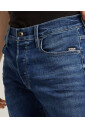 slim-jeans