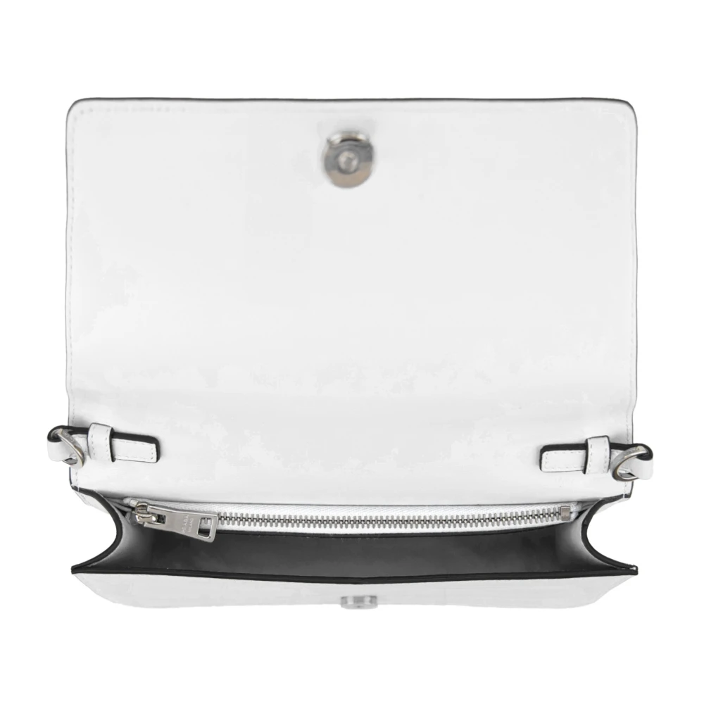 Prada Leren Schoudertas Magnetische Knoop White Dames