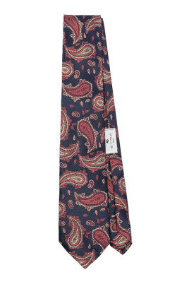 elegant-silk-tie-in-blue