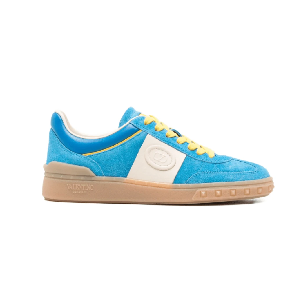 Valentino Lichtblauwe Suède Sneakers met Logo Dames Schoenen