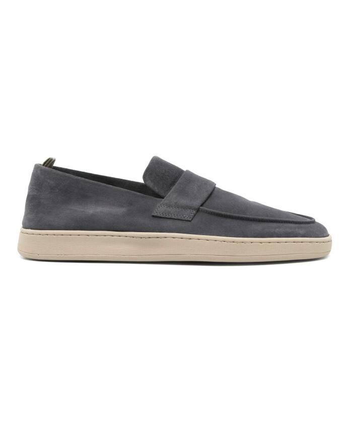 mocassins-en-daim-a-semelle-en-caoutchouc