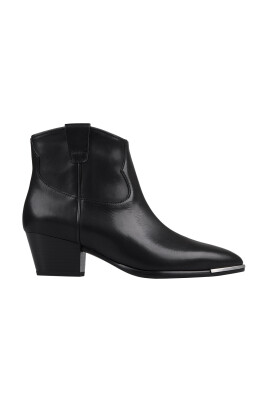 black-leather-ankle-boots-with-metal-detailing