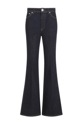 pantalon-en-denim-a-jambes-larges