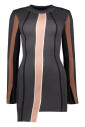 geribbelde-crew-neck-sweater-met-asymmetrische-zoom