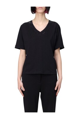 white-embroidered-v-neck-tee