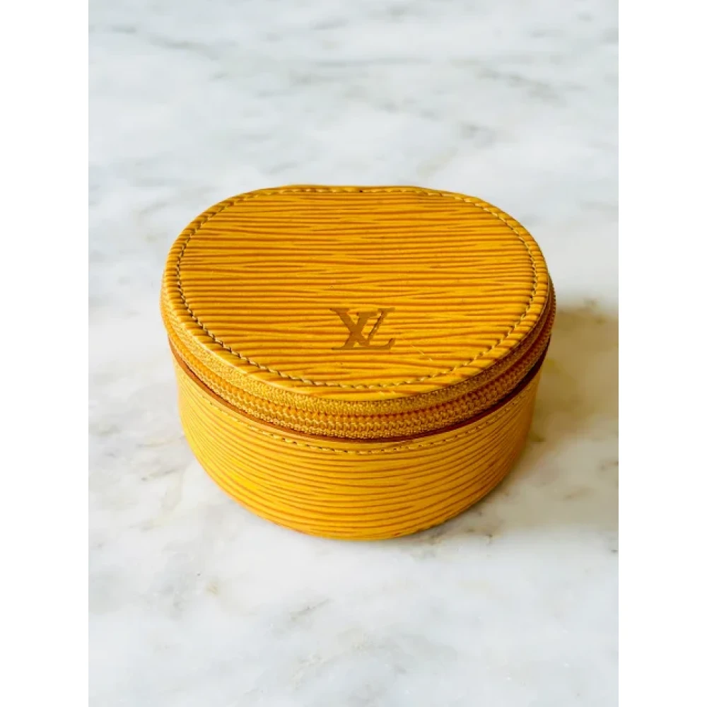 Louis Vuitton Vintage Pre-owned Leather home-office Yellow Dames