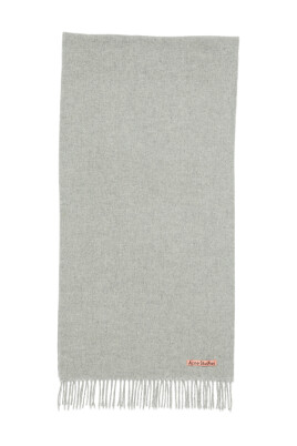 grey-wool-scarf-with-fringes