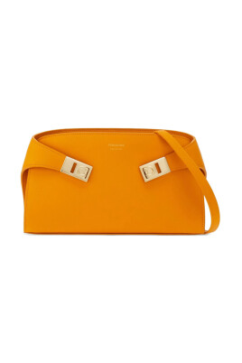 orange-top-zip-shoulder-bag