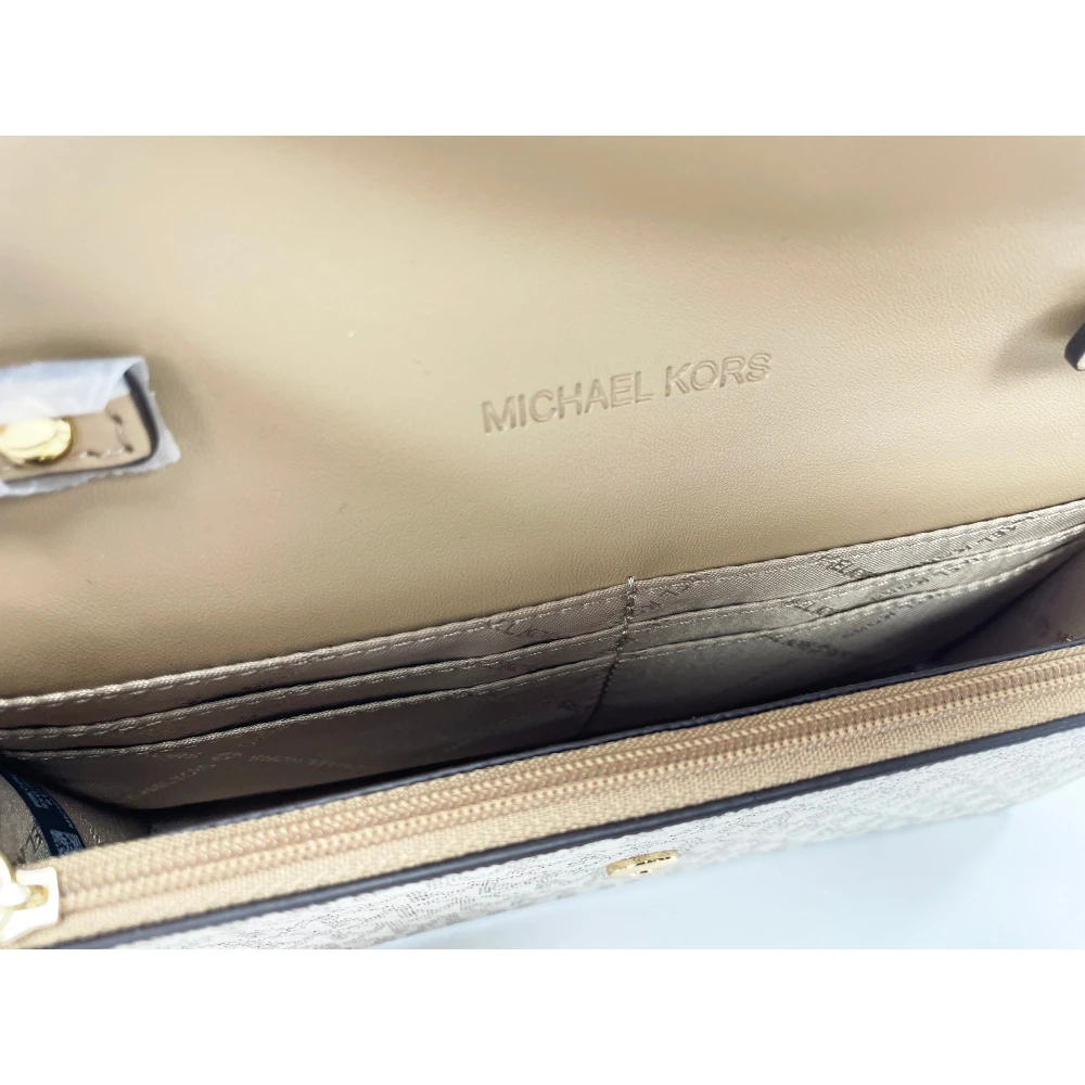 Michael Kors Pale Gold Flap Clutch Crossbody Tas Yellow Dames