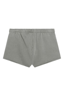 shorts-for-a-stylish-look