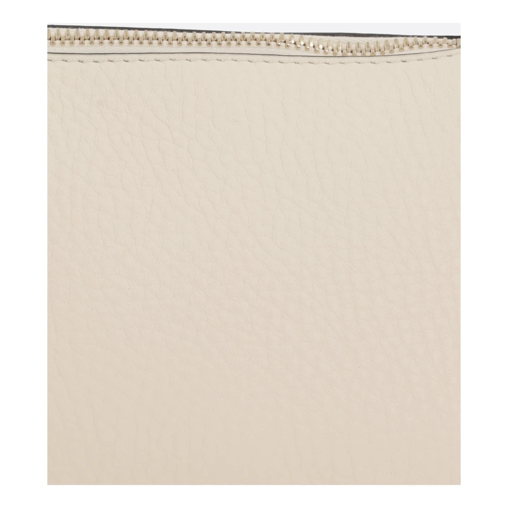 Valentino Garavani Studded Leren Schoudertas Ivoor Brown Dames