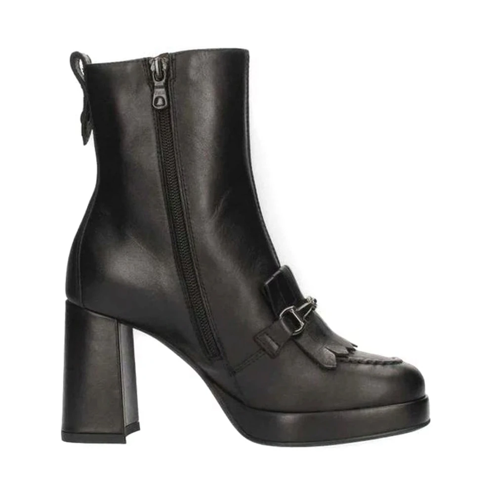 Shoes > Boots > Heeled Boots - - Nerogiardini - Modalova