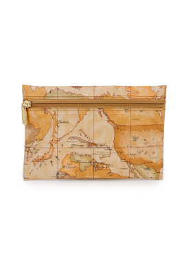 stylish-shoulder-bag-with-zip-fastening