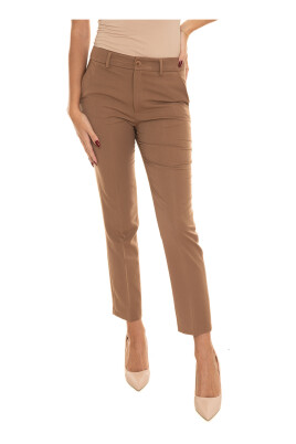 straight-leg-chino-pants-with-pockets