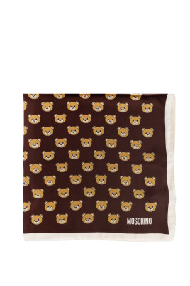 scarf-with-a-characteristic-teddy-bear-motif