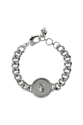 skull-charm-bracelet
