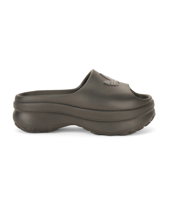 chaussures-plates-noires-style-slide