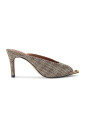 mule-en-cuir-ornee-de-cristaux