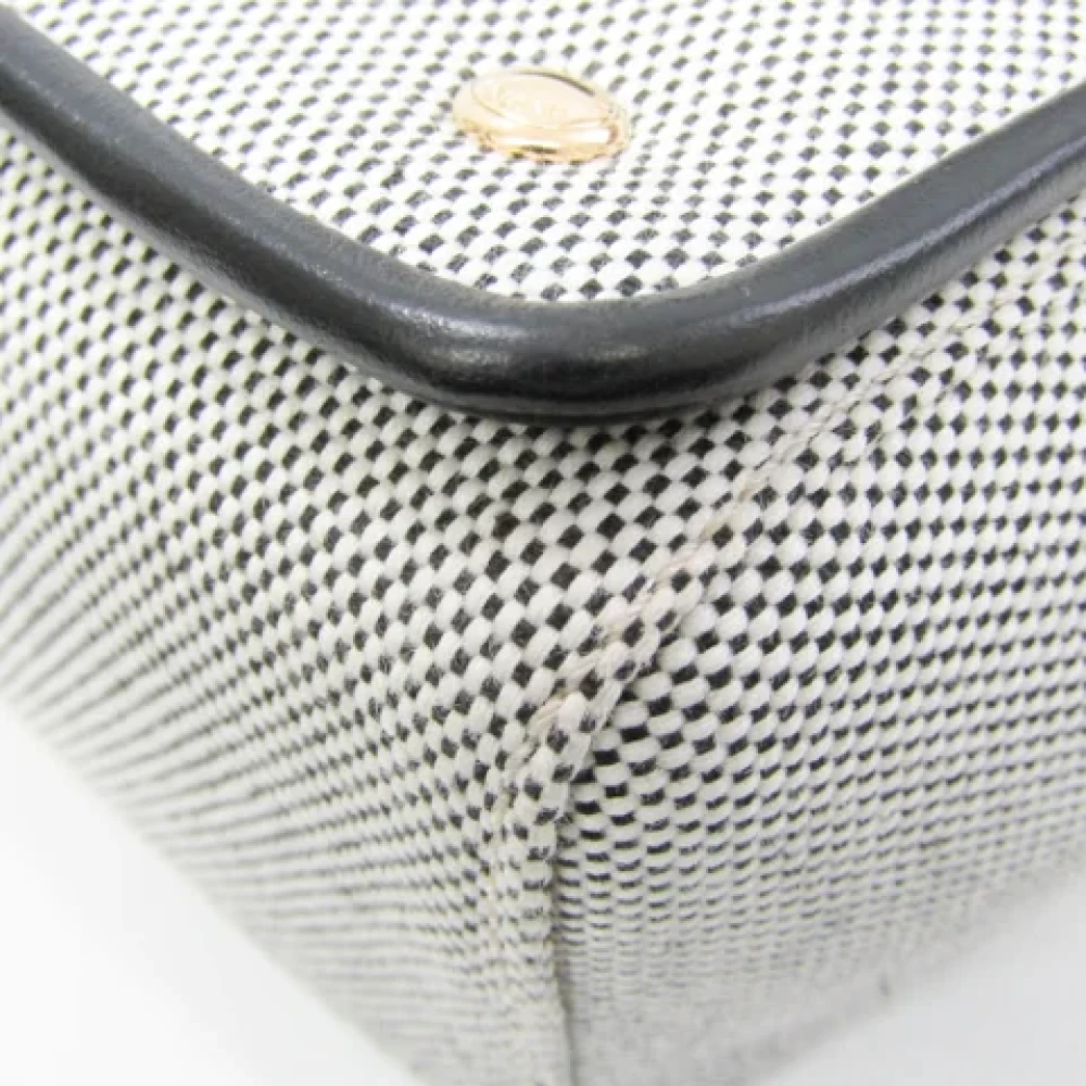 Burberry Vintage Pre-owned Canvas shoulder-bags Black Dames