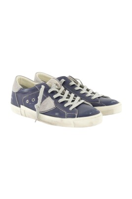 baskets-bleues-elegantes-pour-homme
