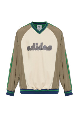 sweatshirt-with-logo
