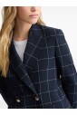 navy-blue-double-breasted-blazer