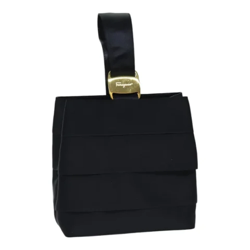Salvatore Ferragamo Pre-owned Leather handbags Black Dames