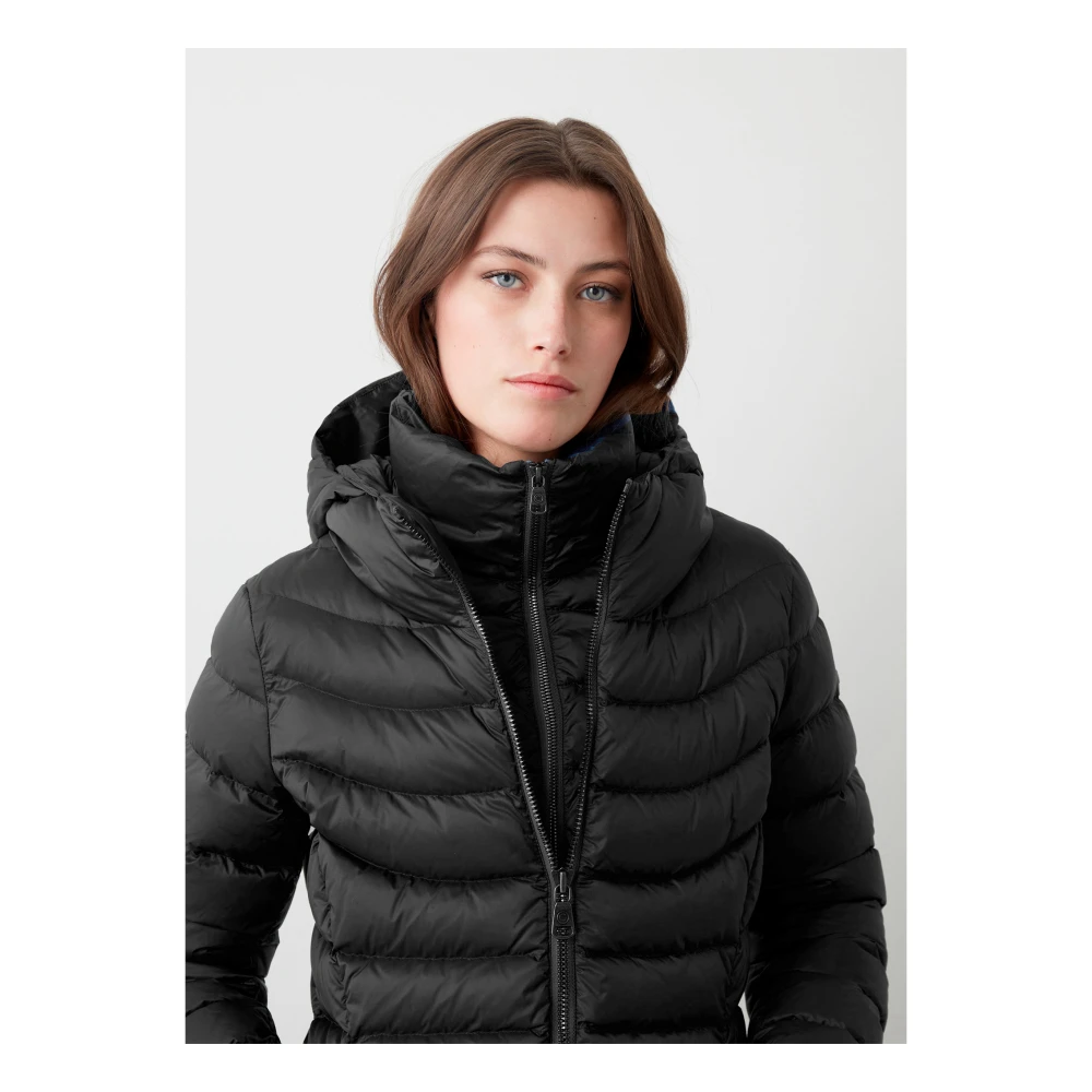 Colmar Zwarte Winterjas met Gevoerde Borst Black Dames