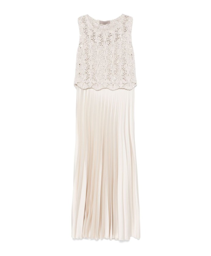 robe-beige-en-tricot-a-col-rond