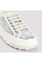 tennis-sneakers-for-active-lifestyle