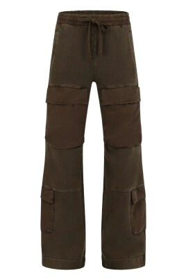 brunette-utility-sweatpants