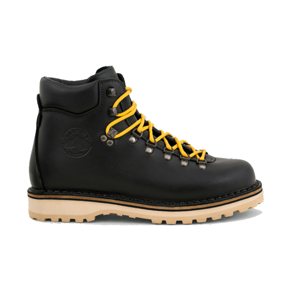 Shop Boots from Diemme online on Miinto