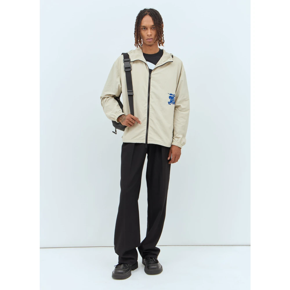 Burberry Equestrian Knight Nylon Hoodie Beige Heren