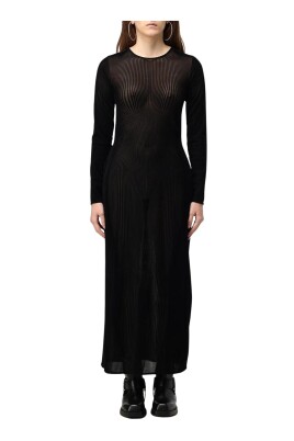 black-sheer-maxi-dress-elegant-style